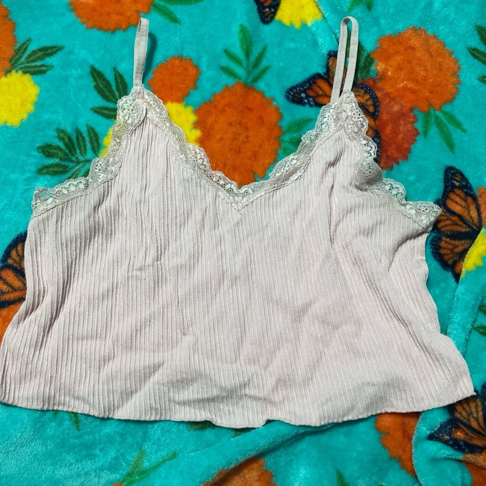 Francesca's Collections White Ribbed Crop Camisole